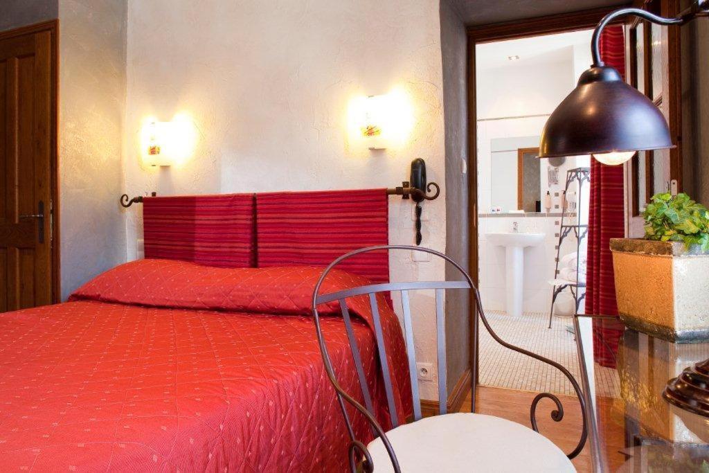 Hotel Les Remparts Mirepoix  Ruang foto