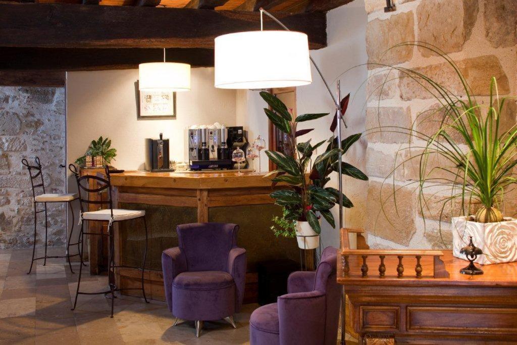 Hotel Les Remparts Mirepoix  Bagian luar foto