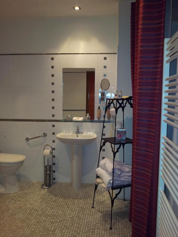 Hotel Les Remparts Mirepoix  Bagian luar foto